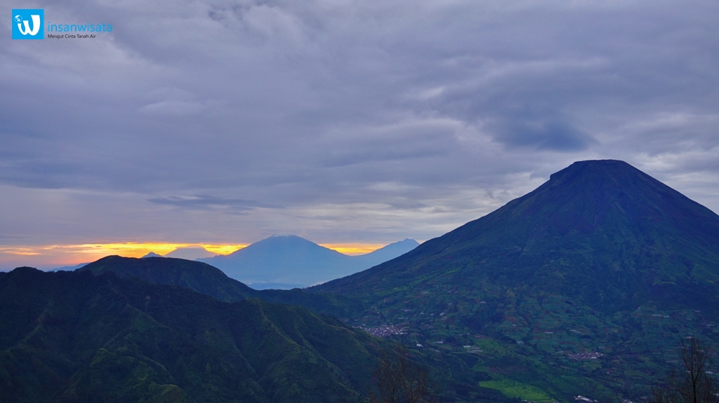 Berkeliling ke Negeri Atas Awan, Dieng