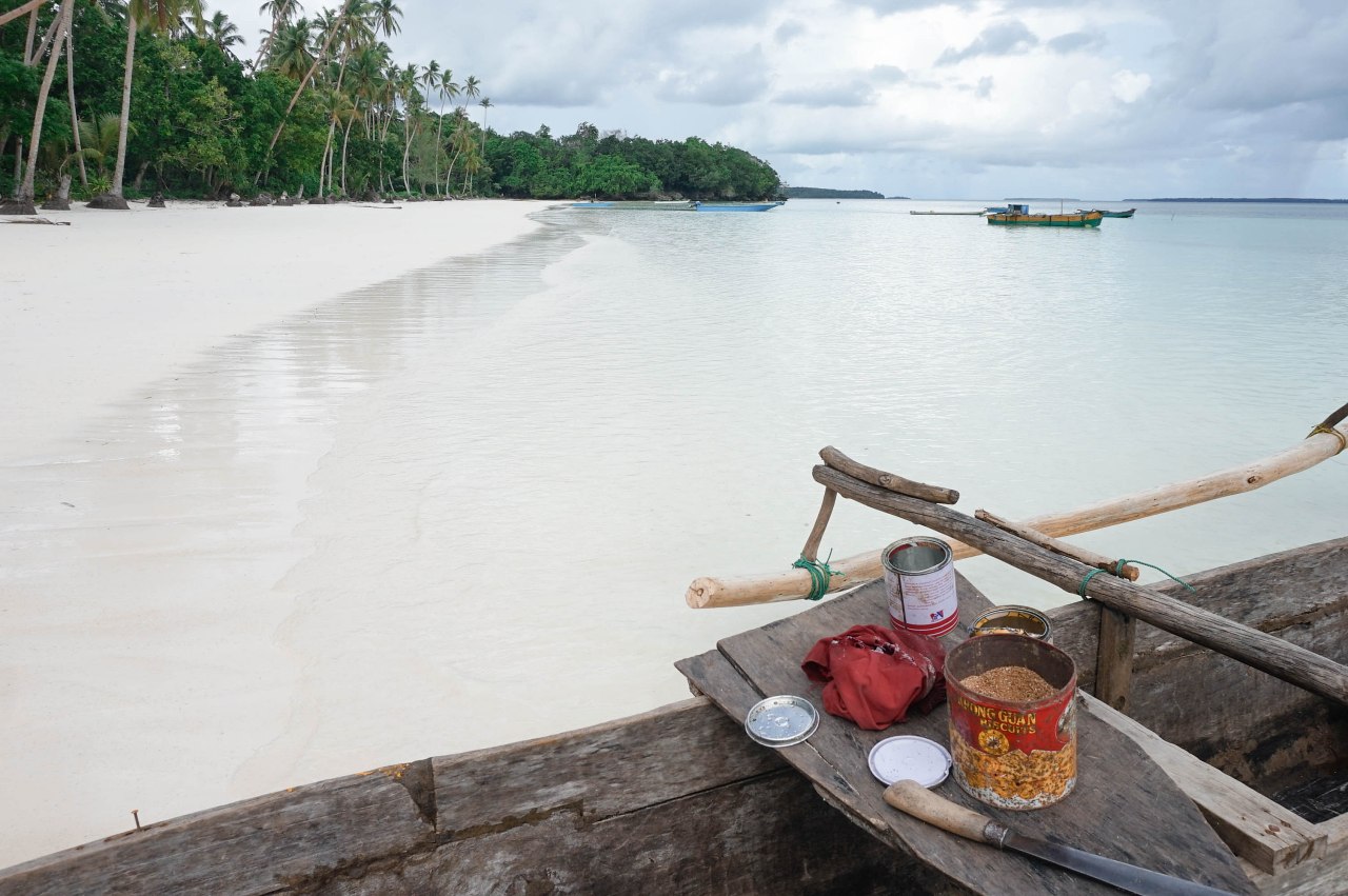 Pantai Pasir Panjang Ngurbloat
