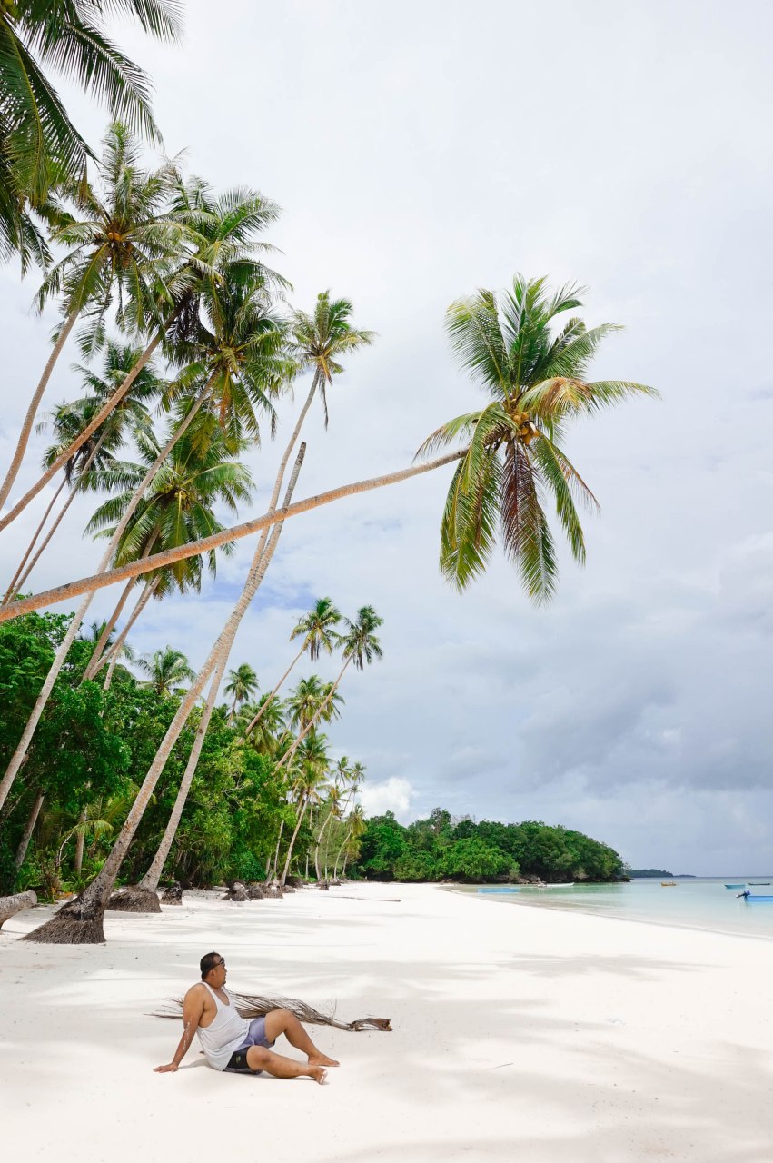 Pantai Pasir Panjang Ngurbloat